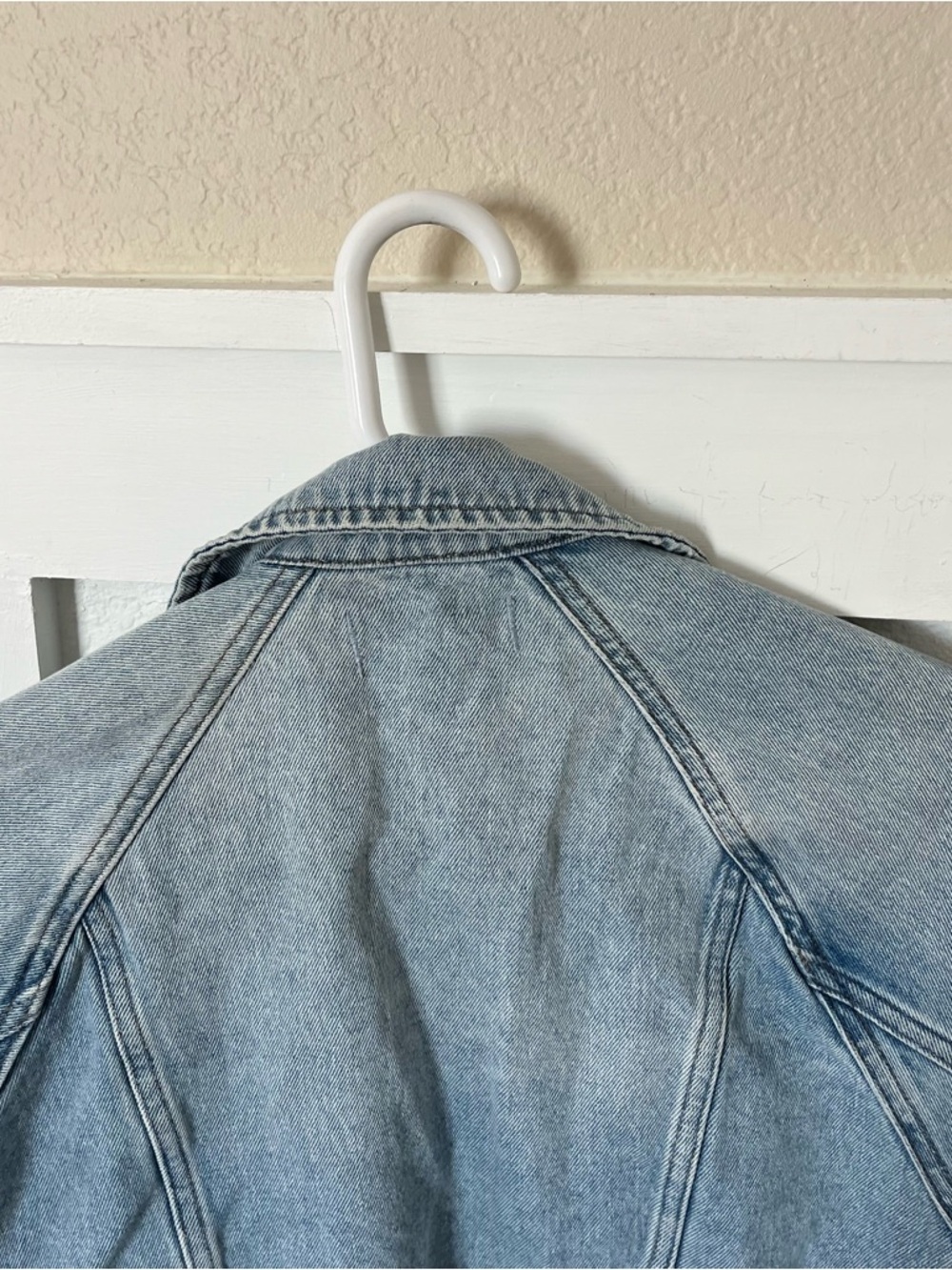 Madewell Women's Small Denim Jacket. - Picture 8 of 10